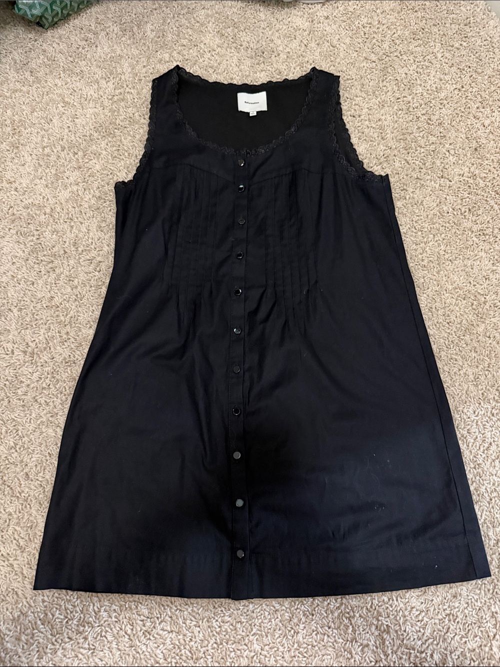 Reformation Women's Black Sleeveless Button-Front Top